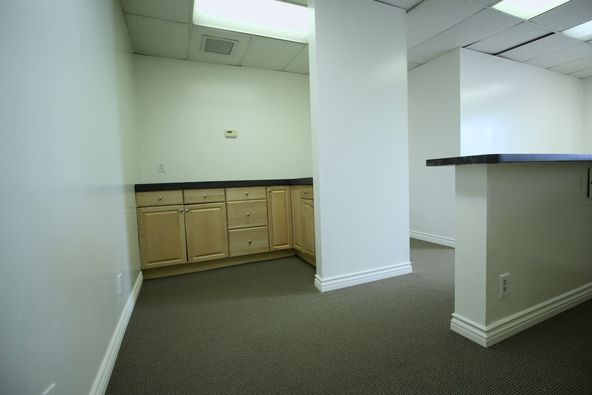 Crenshaw Bloulevard : 17725 Crenshaw Blvd, Torrance, CA 90504